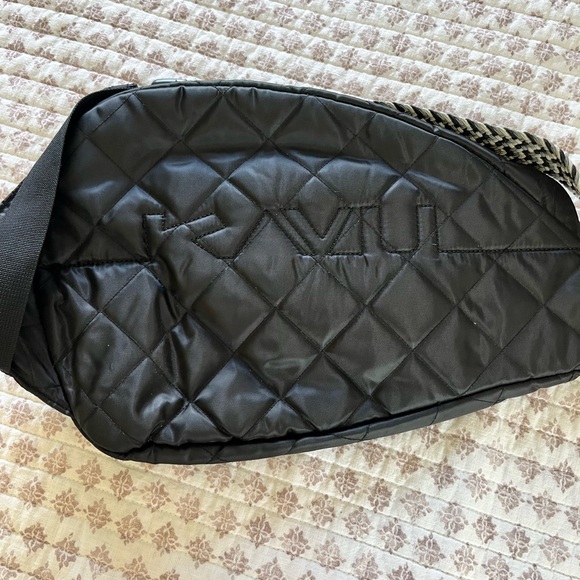 Kavu Rope Puff Bag - Picture 4 of 7